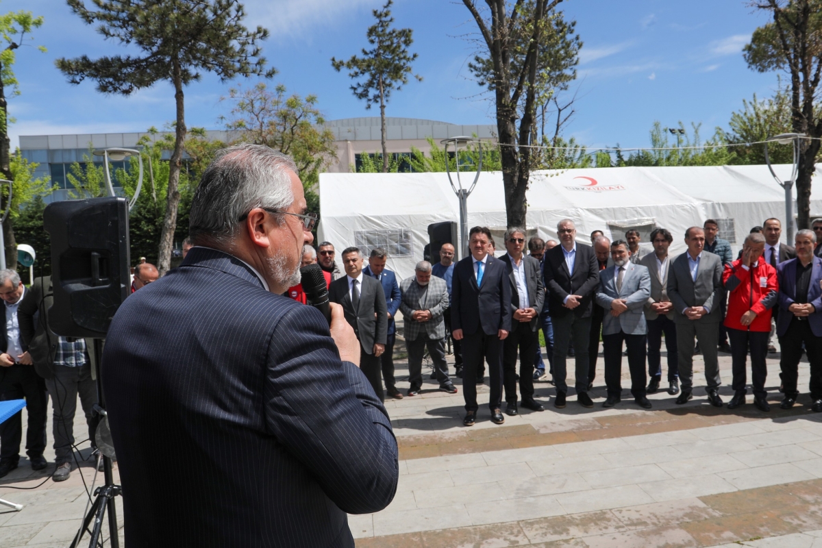 Bafra’da Gazze İçin Kermes Düzenlendi