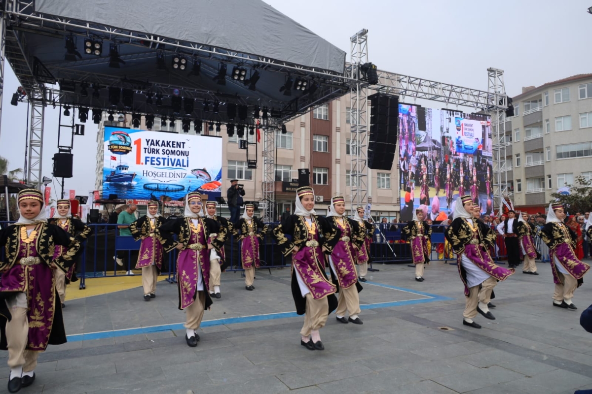 Yakakent 1. Türk Somonu Hasat Şenliği’ne Yoğun İlgi