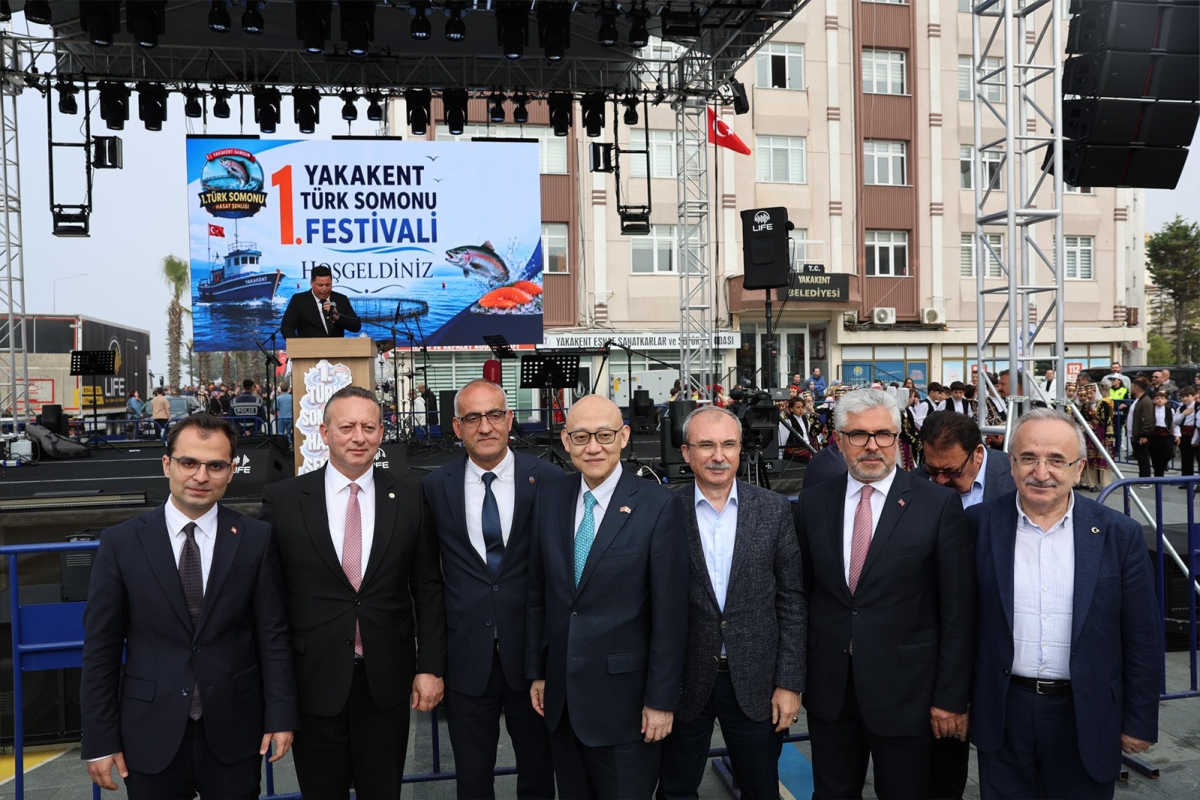Yakakent 1. Türk Somonu Hasat Şenliği’ne Yoğun İlgi