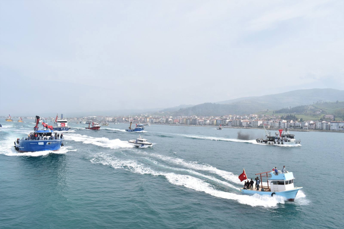 Yakakent 1. Türk Somonu Hasat Şenliği’ne Yoğun İlgi