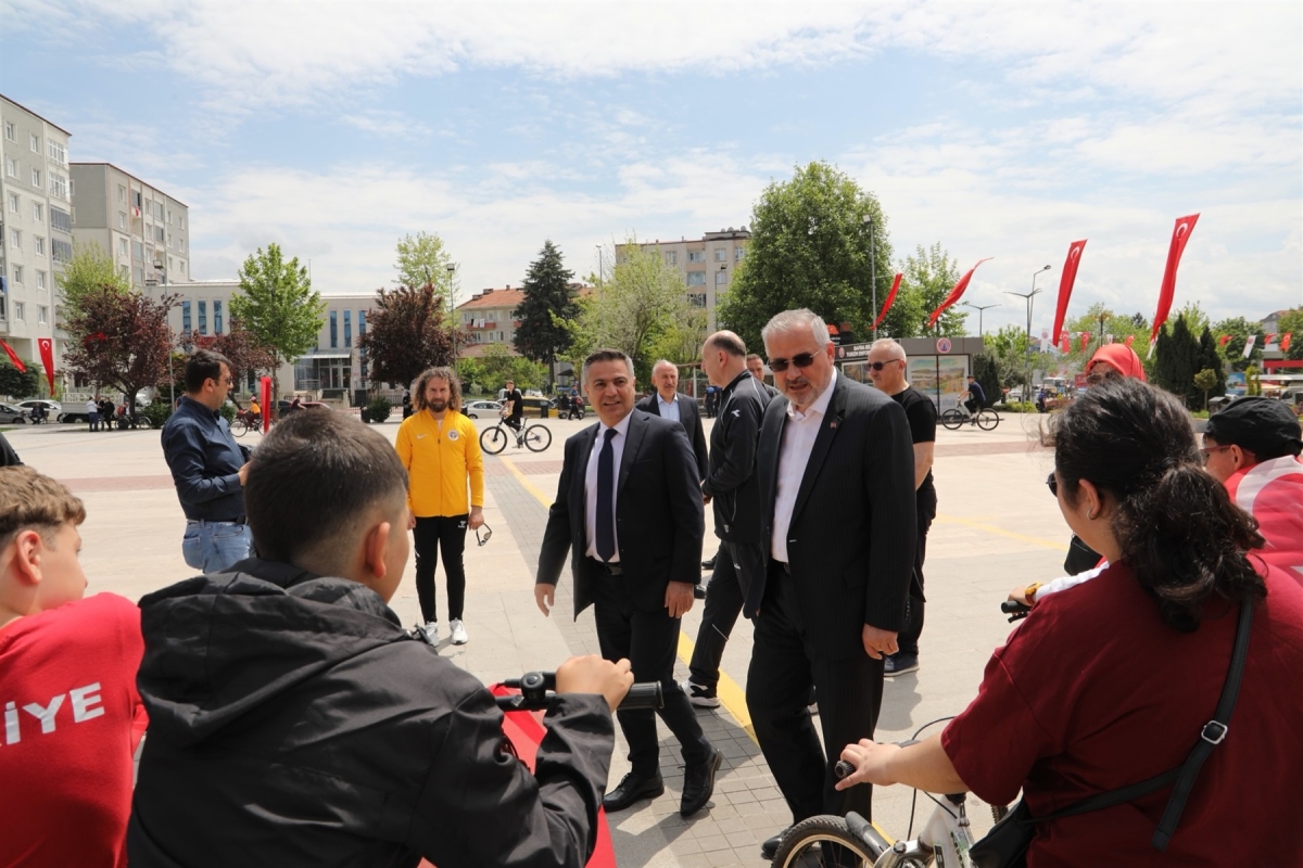 Bafra’da 19 Mayıs Coşkusu Pedallara Yansıdı