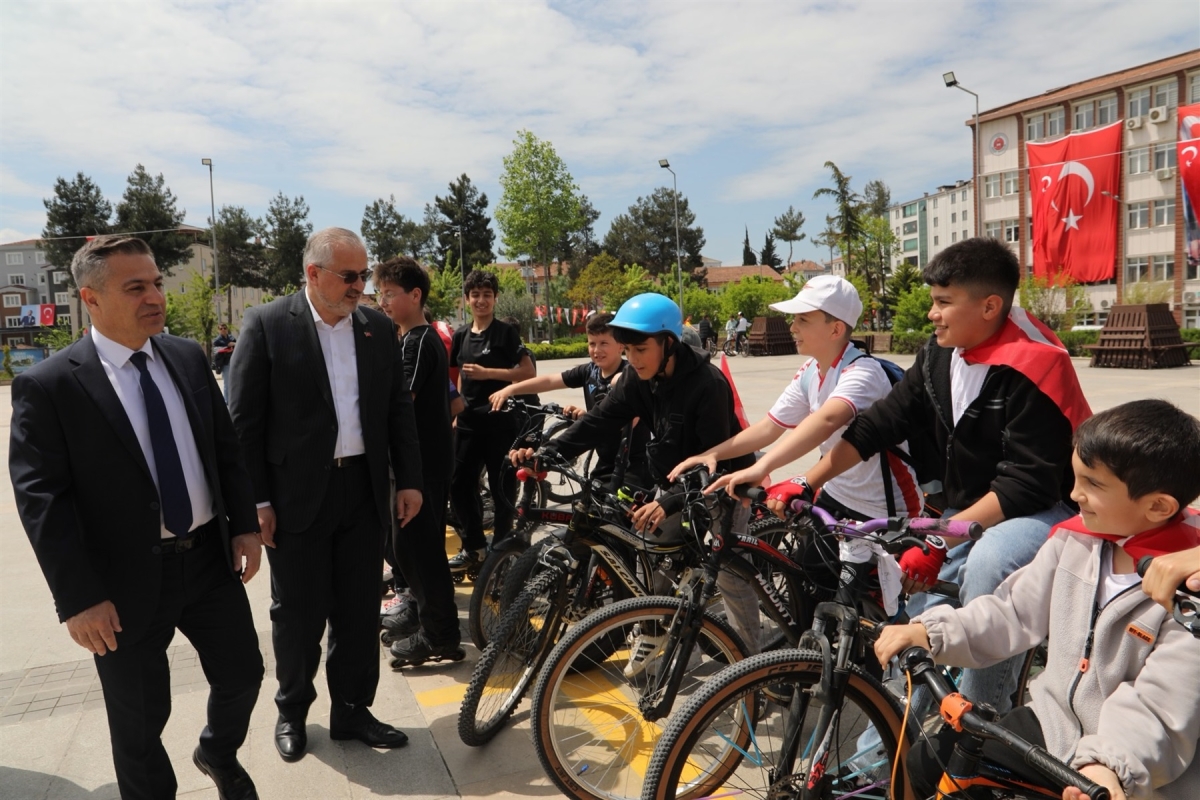 Bafra’da 19 Mayıs Coşkusu Pedallara Yansıdı