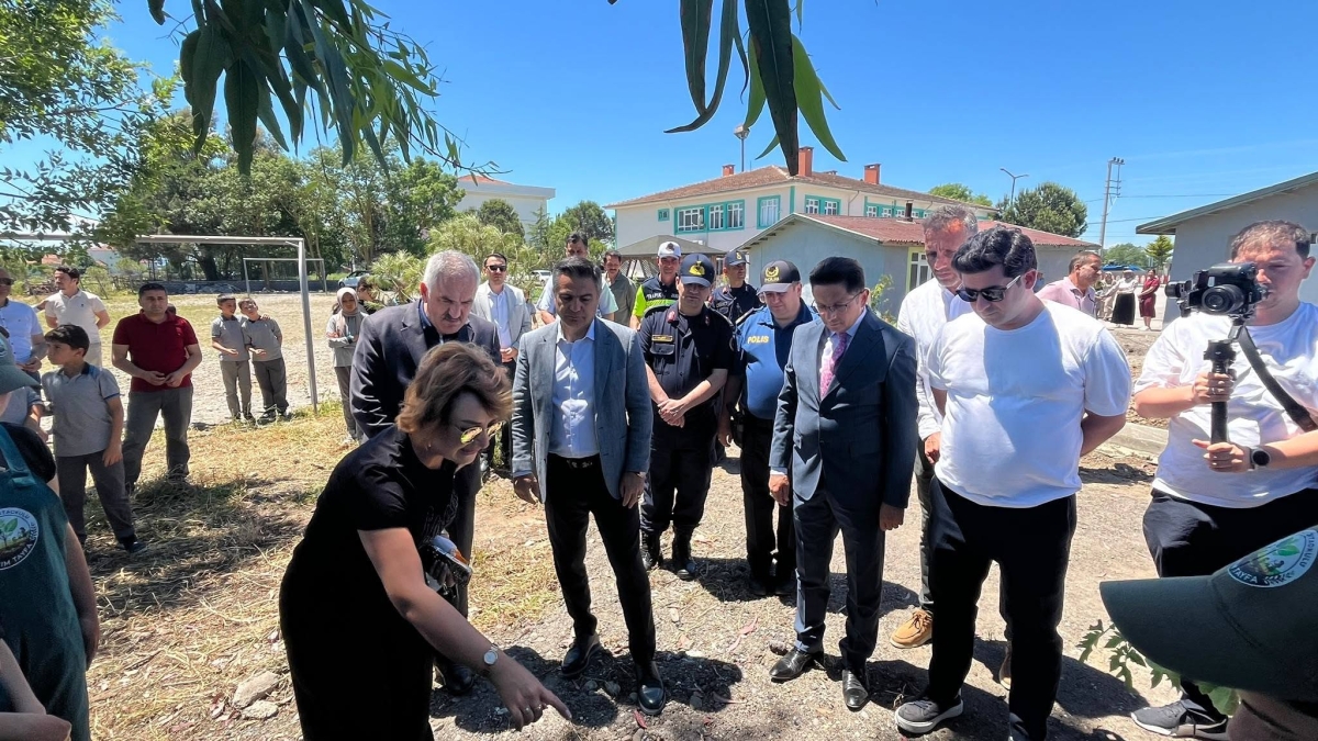 Doğanca İlkokulu’nda Fide Dikim Etkinliği Düzenlendi