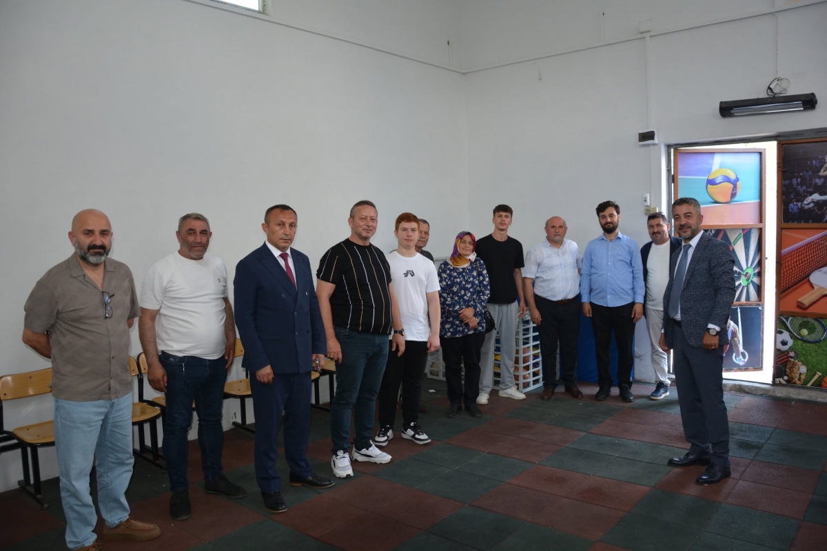 Bafra TSO Ortaokulu’na Ziyaret ve Kermese Yoğun İlgi