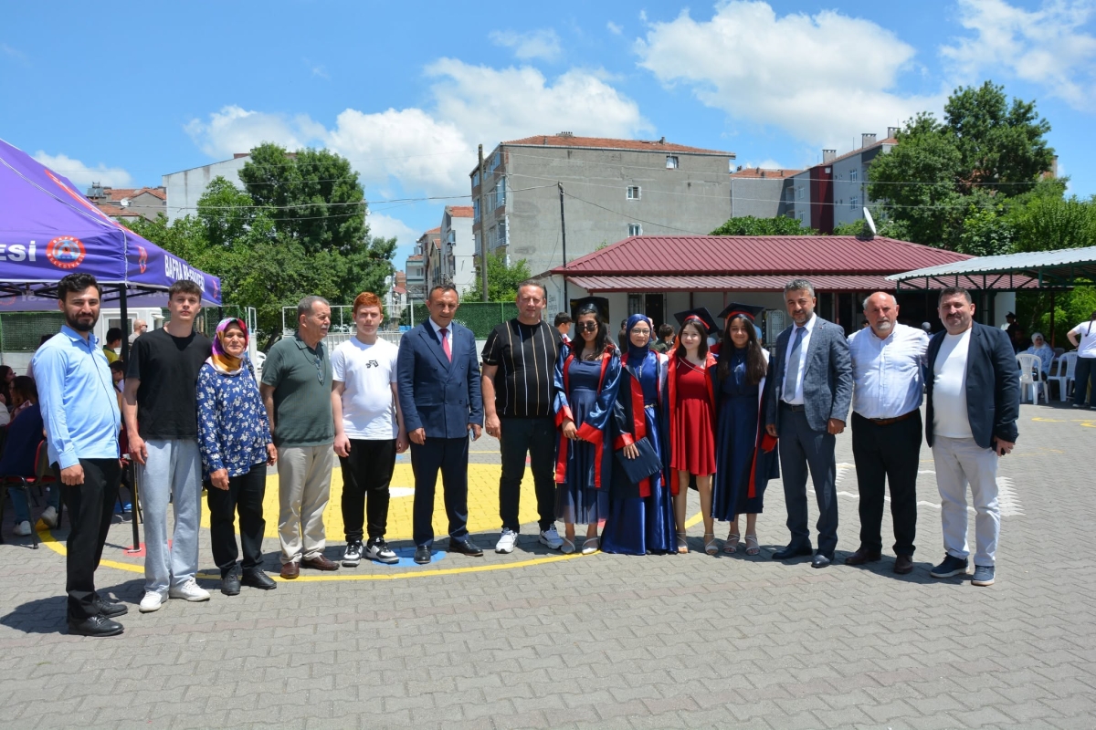 Bafra TSO Ortaokulu’na Ziyaret ve Kermese Yoğun İlgi