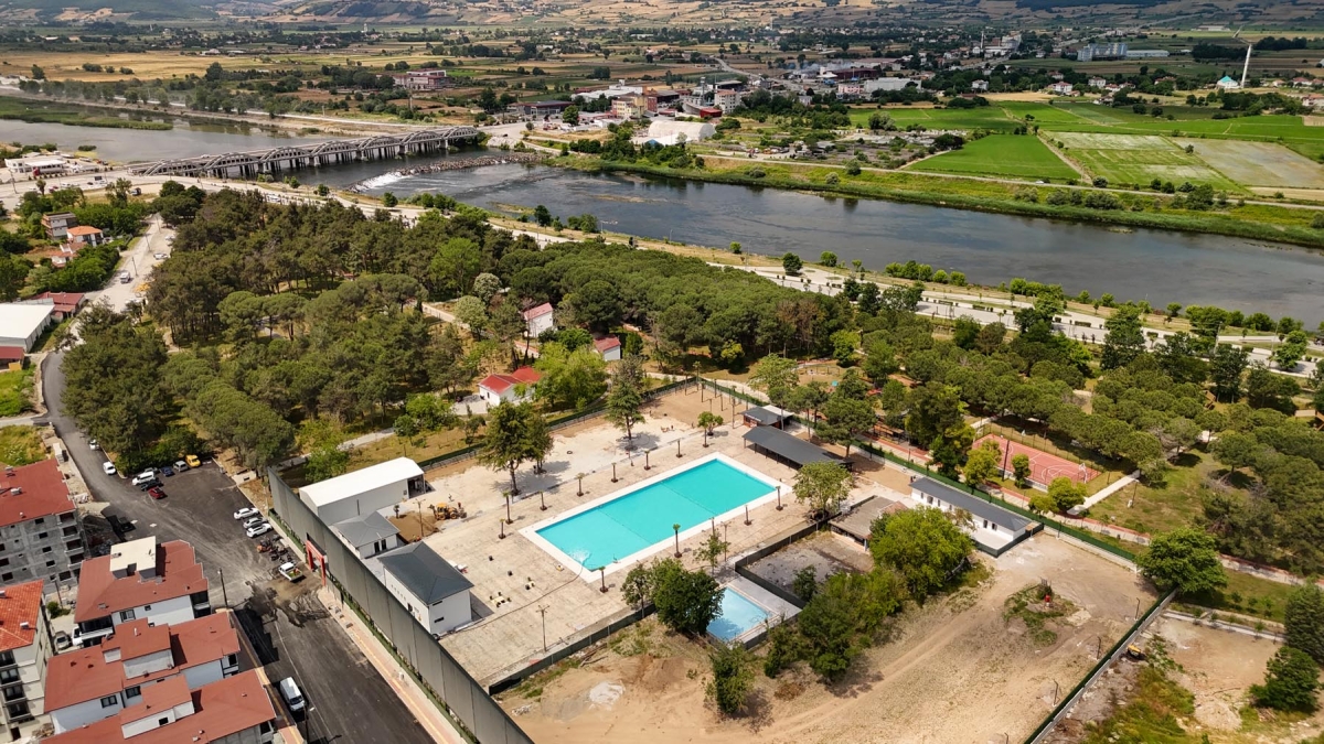 Ali Kale Turistik Tesisleri Yüzme Havuzu Yenilenen Yüzüyle Açılıyor