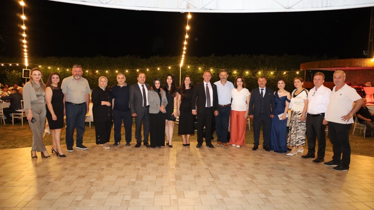 Başkan Kocabaş, Gizem ve Berkay'ın Nikah Şahitliğini Yaptı