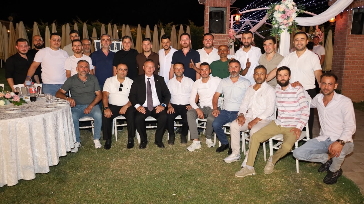 Başkan Kocabaş, Gizem ve Berkay'ın Nikah Şahitliğini Yaptı