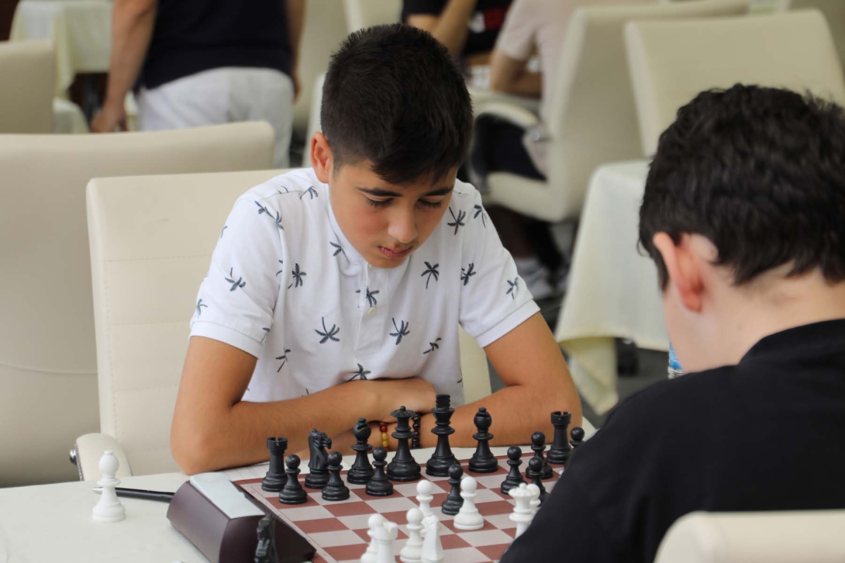 Bafra’mızda Geleneksel Satranç Turnuvası Heyecanı Başladı