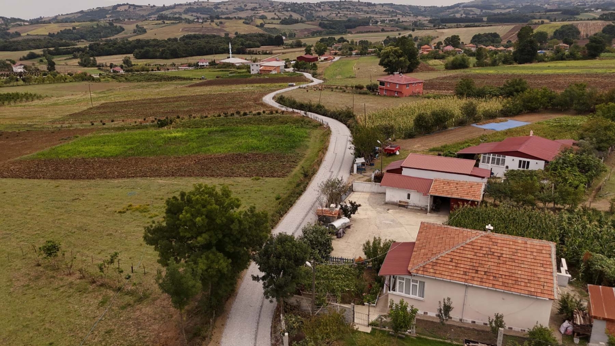 Bafra Belediyesi Kırsalda Ulaşım Ağını Güçlendiriyor