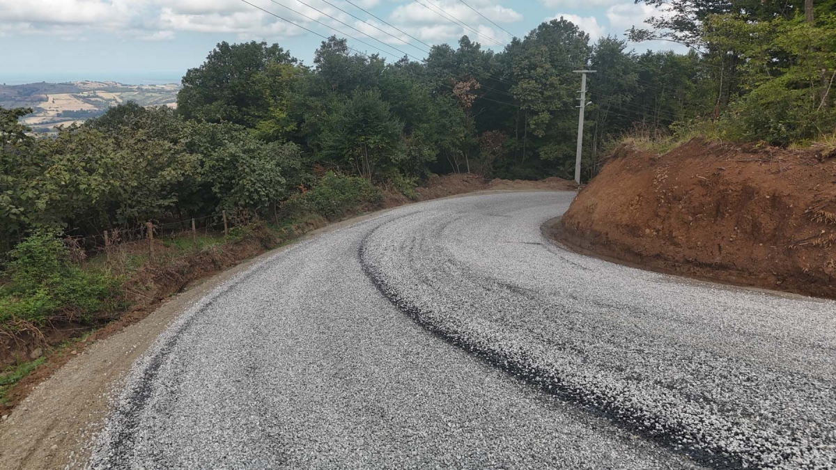 Bafra Belediyesi Kırsalda Ulaşım Ağını Güçlendiriyor