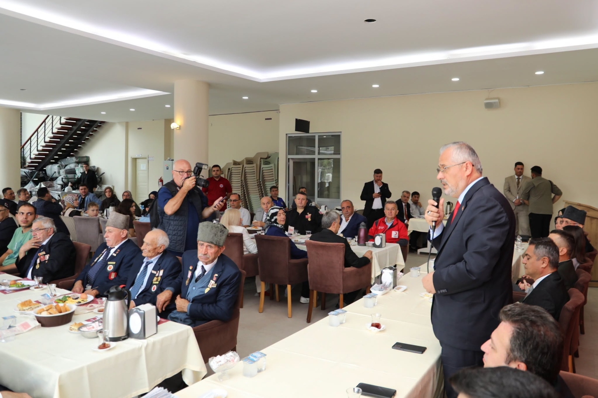 Başkan Kılıç, Gazilerle Kahvaltı Programında Buluştu