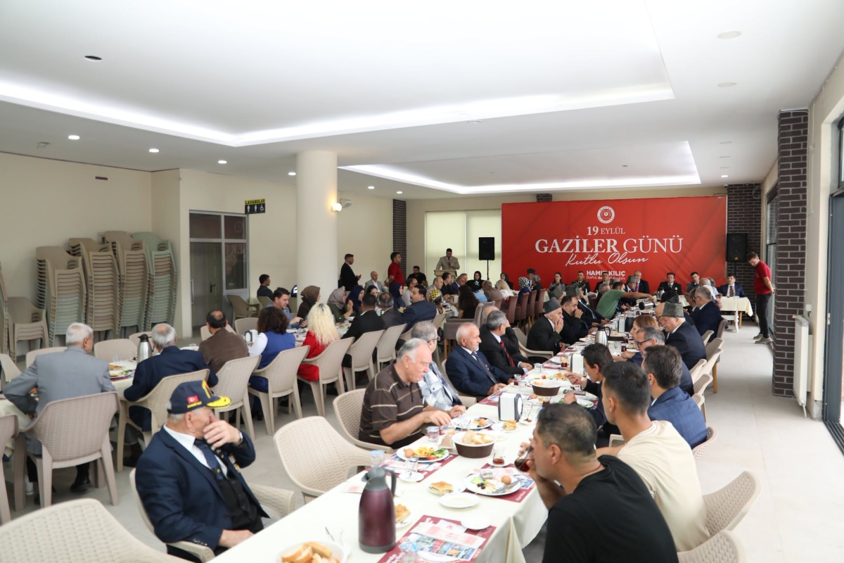 Başkan Kılıç, Gazilerle Kahvaltı Programında Buluştu