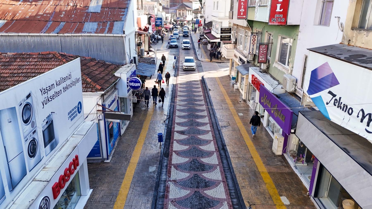 Bafra’da Cadde ve Sokaklar Yeni Yüzüne Kavuşuyor