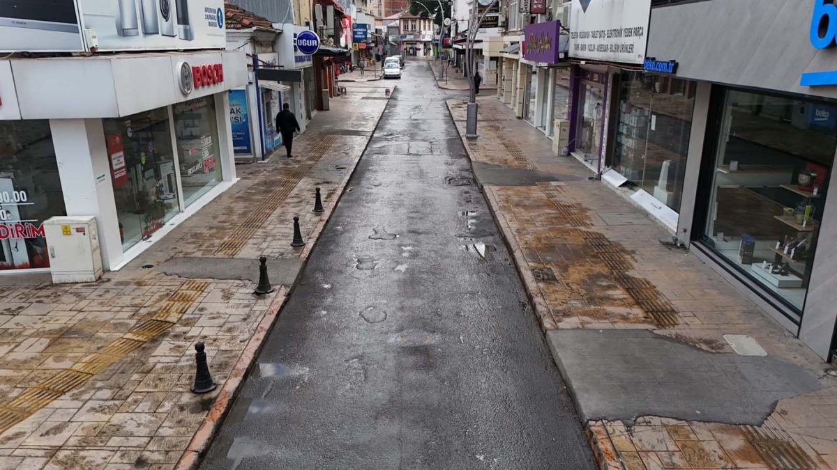 Bafra’da Cadde ve Sokaklar Yeni Yüzüne Kavuşuyor