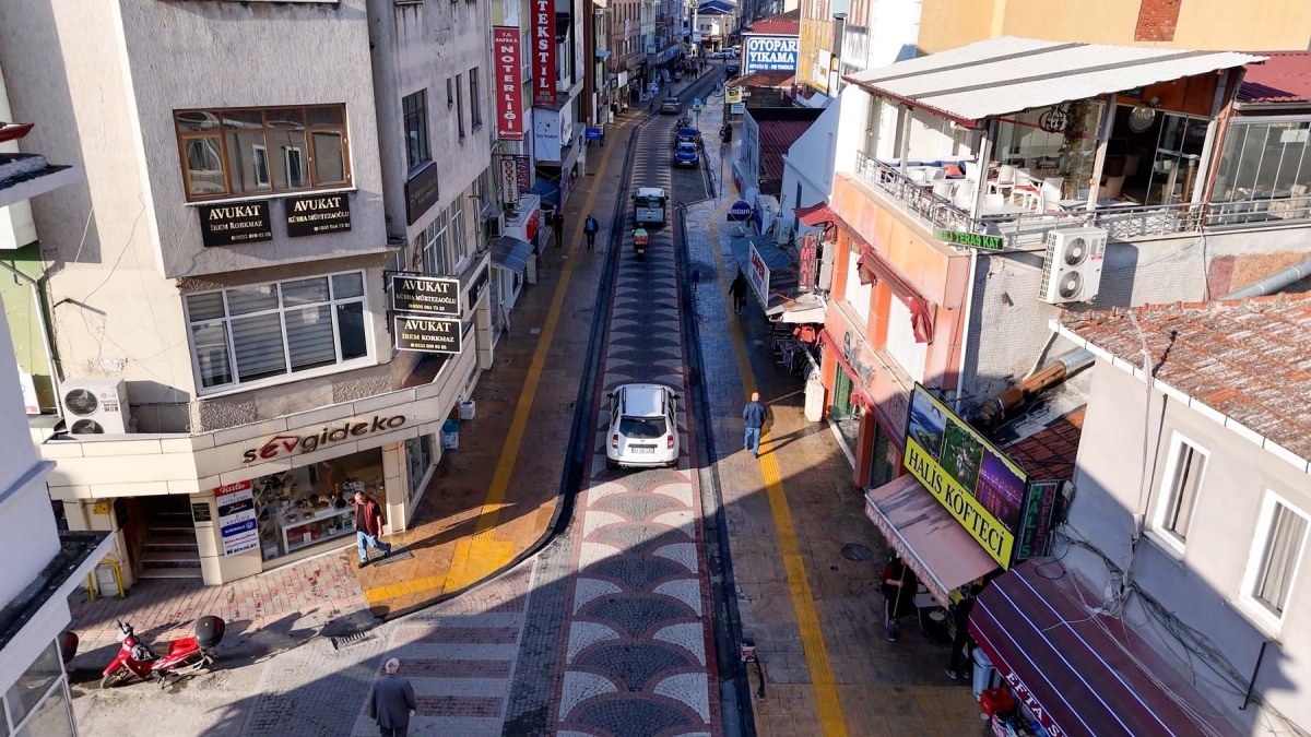 Bafra’da Cadde ve Sokaklar Yeni Yüzüne Kavuşuyor
