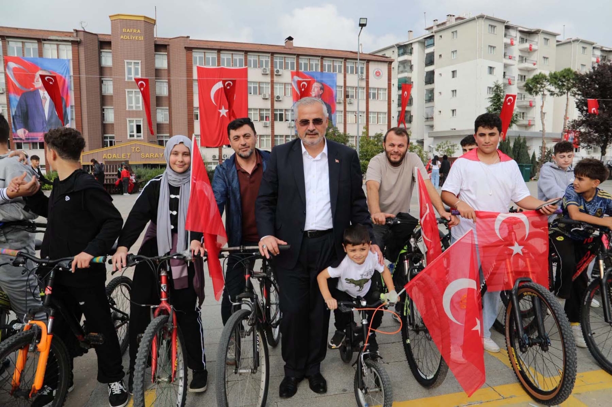 Bafra’da Milli Bayram Coşkusu Pedallara Yansıdı