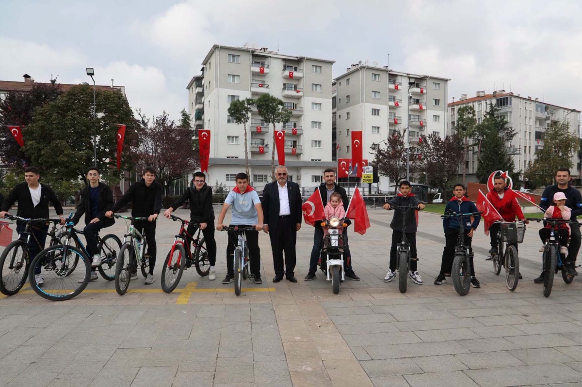 Bafra’da Milli Bayram Coşkusu Pedallara Yansıdı