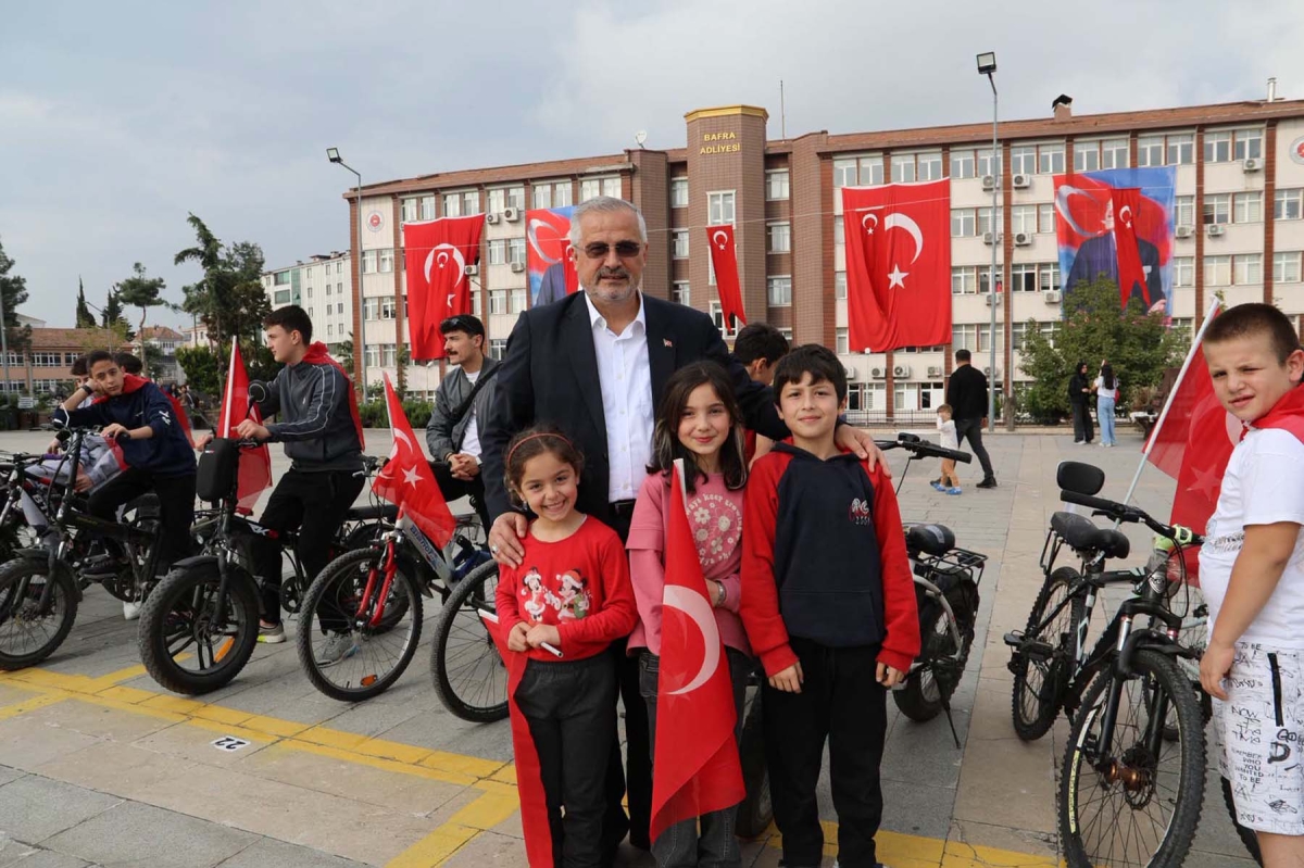 Bafra’da Milli Bayram Coşkusu Pedallara Yansıdı
