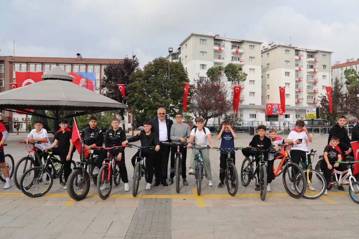 Bafra’da Milli Bayram Coşkusu Pedallara Yansıdı