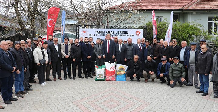Samsun’da Tohum Dağıtımı Yapıldı, Kanola Tarlaları İncelendi