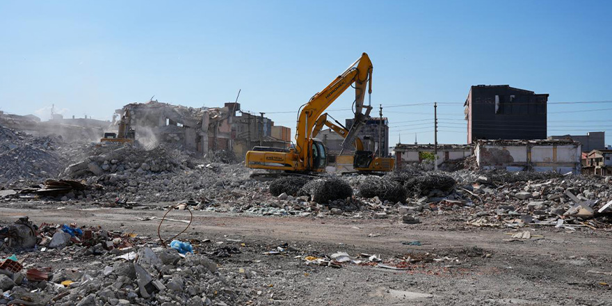Gülsan Sanayi Sitesi’nde Yıkımlar Devam Ediyor
