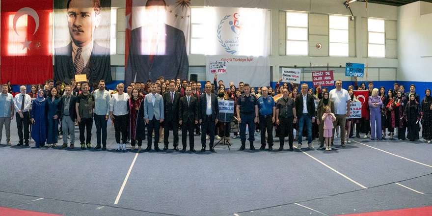 OMÜ Alaçam MYO’da Mezuniyet Coşkusu