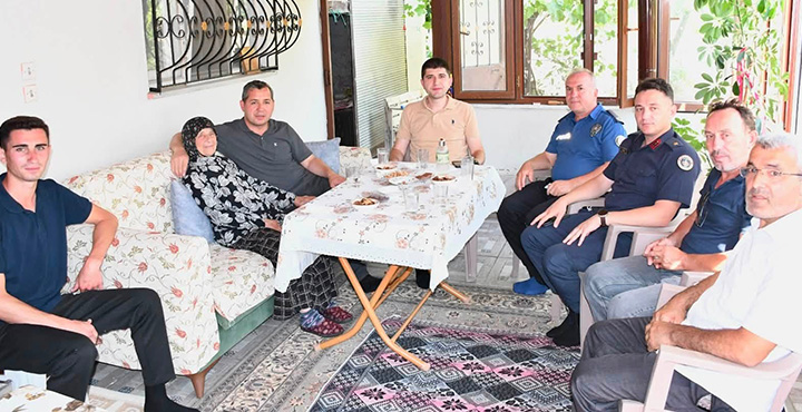 Alaçam'da Şehit Annesi ve Kıbrıs Gazisine Anlamlı Ziyaret