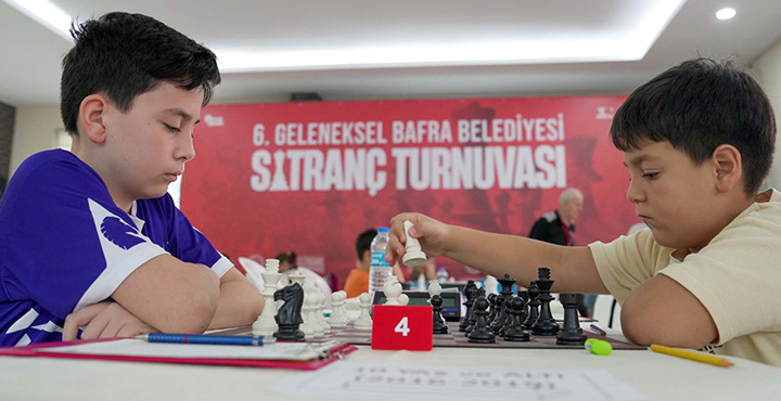 Bafra’mızda Geleneksel Satranç Turnuvası Heyecanı Başladı