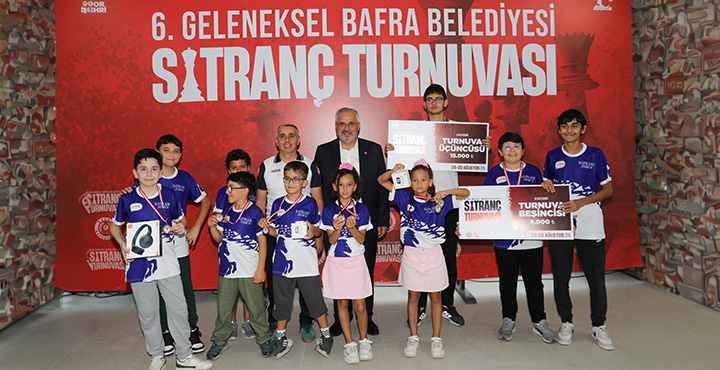 Bafra Belediyesi 6. Geleneksel Satranç Turnuvası’na Yoğun İlgi