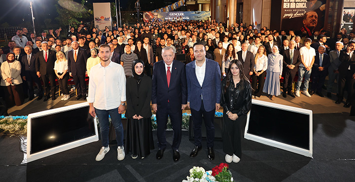 Petek Genç Cumhurbaşkanı Erdoğan’ı Ağırladı