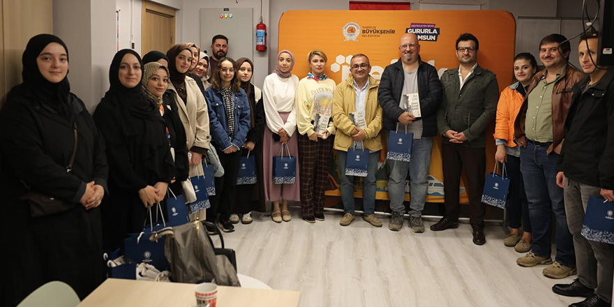 Petek Genç’de Her Ay Yeni Bir Eser Kitapseverlerle Buluşuyor