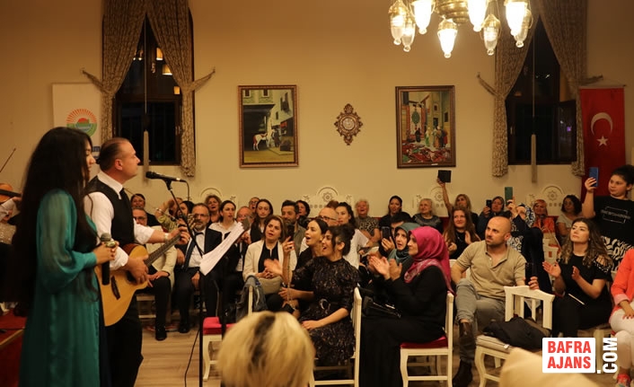 TSM Korosu Solistleri Muhteşem Konserle Sezonu Kapattı
