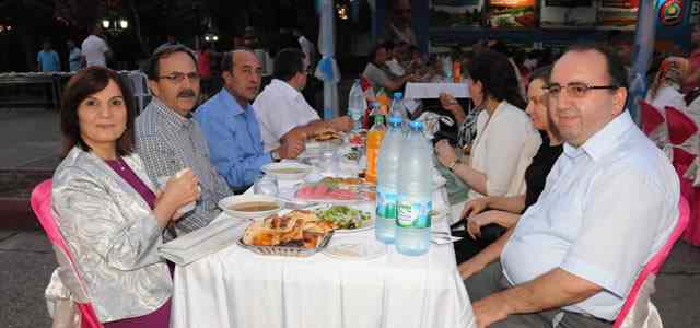Bafra Belediyesi’nden Protokol İftar