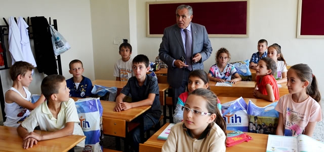 Kaymakam Halis Arslan’dan Okullara Ziyareti
