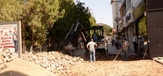 Kırıkkale’de Andezit Ve Kilit Parke Çalışmaları 