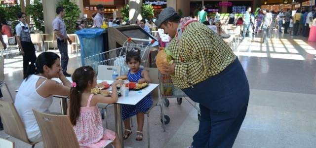 Piazza’da “dest-i İzdivaç” 