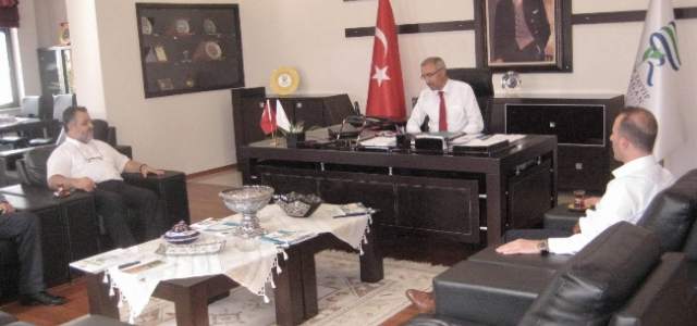 Recep Tayyip Erdoğan Üniversitesi Rektör Vekili Karaman'a Ziyaretler 