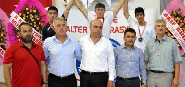 Vanlı Halterciler Şampiyonaya Damga Vurdu 