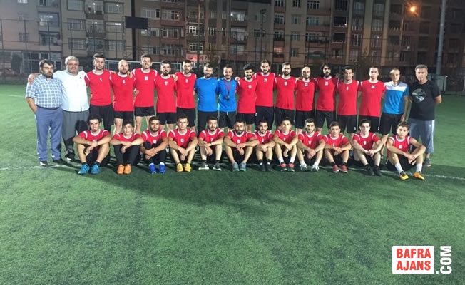 Genç Bafraspor Oyuncuları Top Başı Yaptı