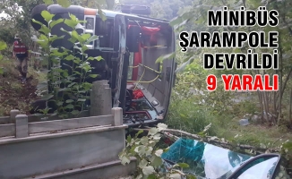 Samsun'da Minibüs Şarampole Devrildi: 9 Yaralı