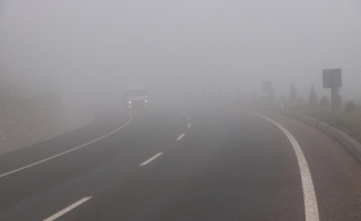 Kastamonu'da sis ulaşımı olumsuz etkiliyor