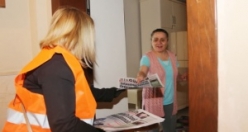 Atakum Belediyesi Ücretsiz Ekmek ve Gazete Dağıttı