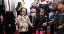 Bafralı Çocuklar Karne Tatili Hediyesini Çok Sevdi