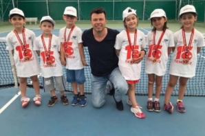 Geleceğin Tenisçileri Özel Bafra AK Okullarında Yetişiyor