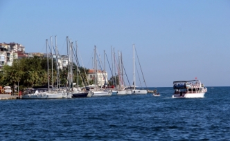 Deniz tutkunları Sinop açıklarına demirledi