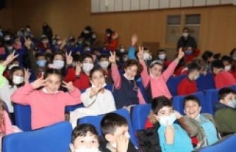 Bafra'da Çocuk Tiyatrosuna Yoğun İlgi