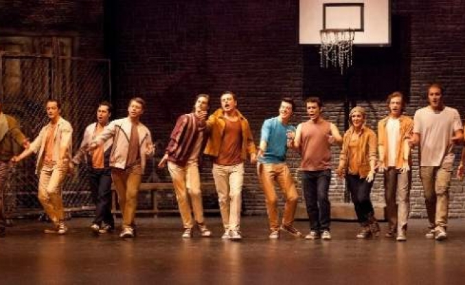Broadway Müzikali 'batı Yakası Hikayesi' Sahnelendi 